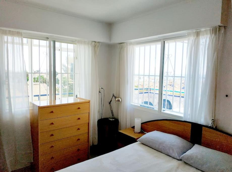 Квартира С Морской Панорамой Torrevieja Exteriör bild