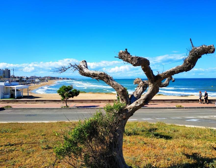 Квартира С Морской Панорамой Torrevieja Exteriör bild